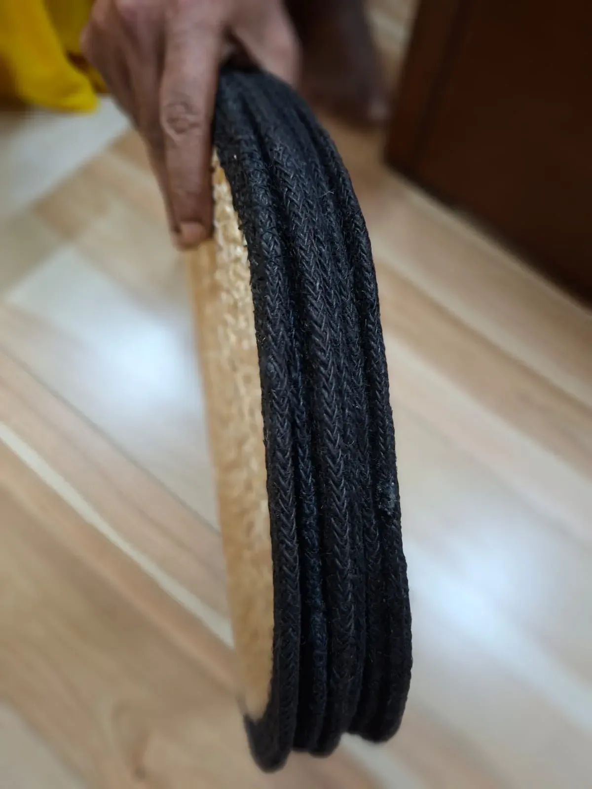Pure Jute Braided Placemats (Set of 6) | 14" Round Handwoven Table Mats with Black Border, natural with black border colour – image 3