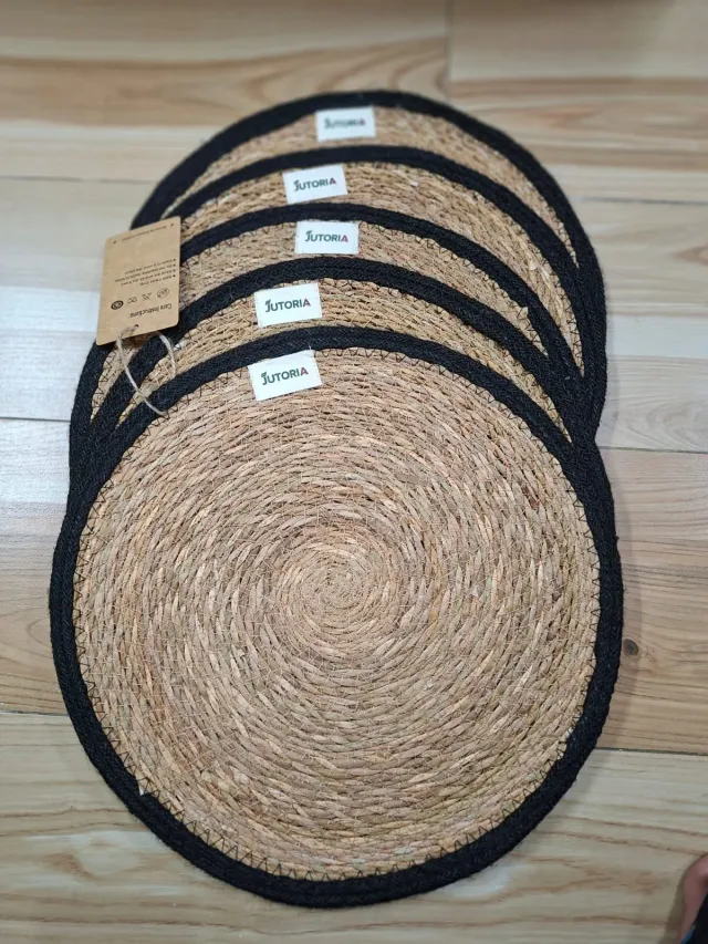 Handwoven Seagrass Placemats (Set of 6) 14" Round Table Mats with Black Border, natural with black border colour